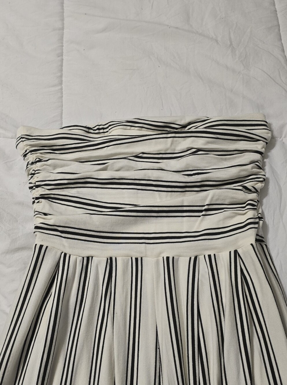 Striped Strapless Women’s Dress in Black & White
